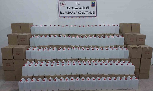Antalya'da 7 ton kaçaksahte etil alkol ele geçirildi