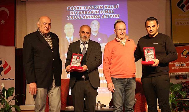 Antrenörler ve Spor Okulları Antrenör Çalıştayı Diyarbakır'da yapıldı