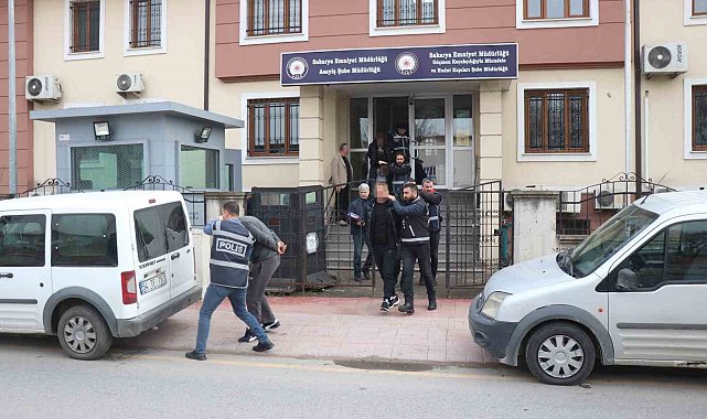 Aracının önünde bıçaklanarak öldürülmüştü: Tutuklananların sayısı 2'ye yükseldi