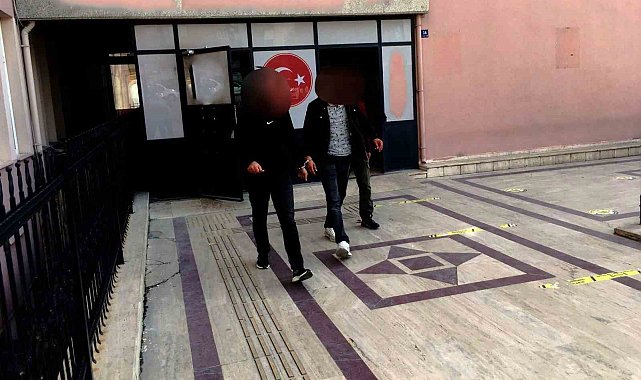 Aranan şahıslar Kuşadası polisinden kaçamadı