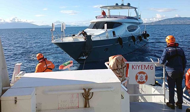 Arızalanan ve açık denizde sürüklenen tekneyi KIYEM ekipleri kurtardı