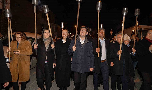Arslanköy'de kurtuluş coşkusu fener alayı ile yaşandı