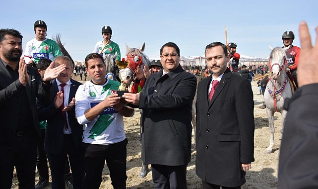 Aşkale'de ata sporuna yoğun ilgi