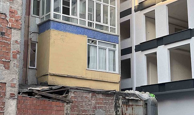 Avcılar'da ilginç olay: Evini emlakçıya kiraya verdi, emlakçı daireye 30 yatak koyup başkalarına kiraladı