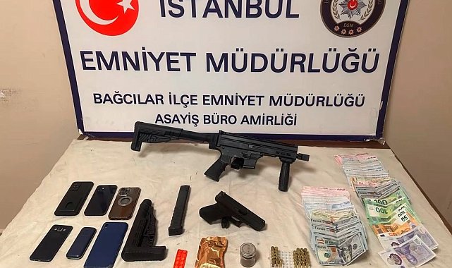 Bağcılar'da rehine operasyonu: Polis eve baskın yaptı kaçırılan adamı kurtardı