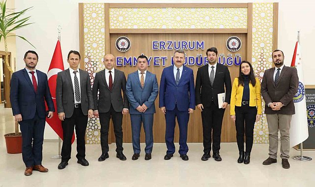 Bağımlılıkla mücadele temsilcileri Yırtar ile bir arada