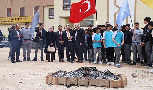 Baharın muştusu Nevruz coşkuyla kutlandı