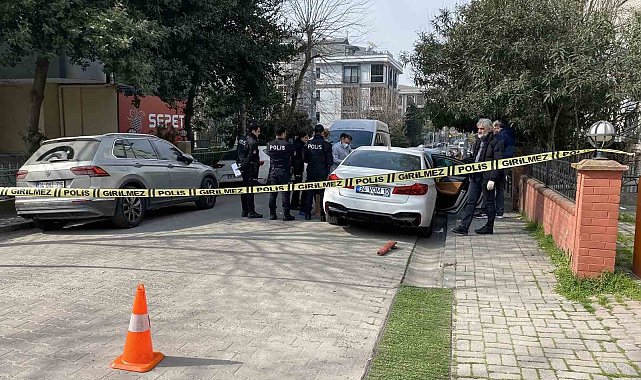 Bahçelievler'de 1 kişi lüks araç içerisinde ölü bulundu