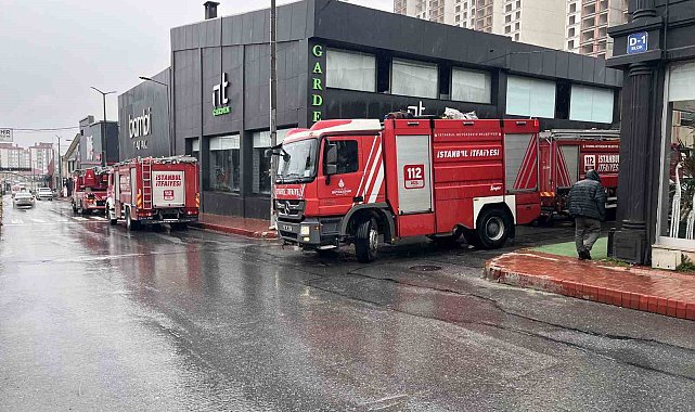 Bahçeşehir Mobilyacılar Çarşısı'nda korkutan yangın