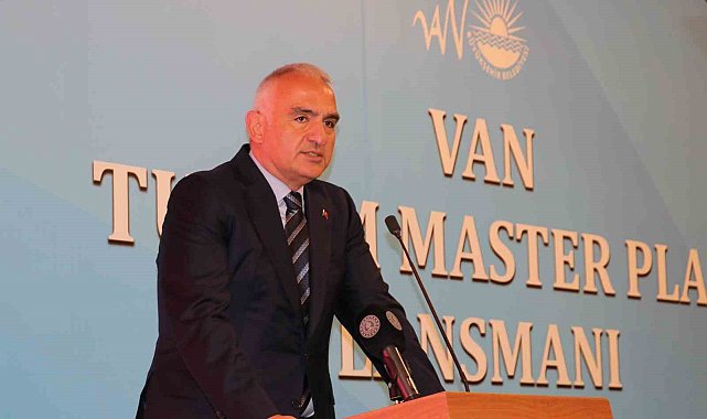 Bakan Ersoy: "Van artık Avrupa Festivaller Birliği üyeliğine kabul edilen ve bu festivalimize ev sahipliği yapacak şehirlerimizden biridir"