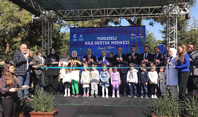 Bakan Göktaş: "1 Nisan sabahı inşallah Bursa, gerçek belediyecilikle yola devam diyecek"