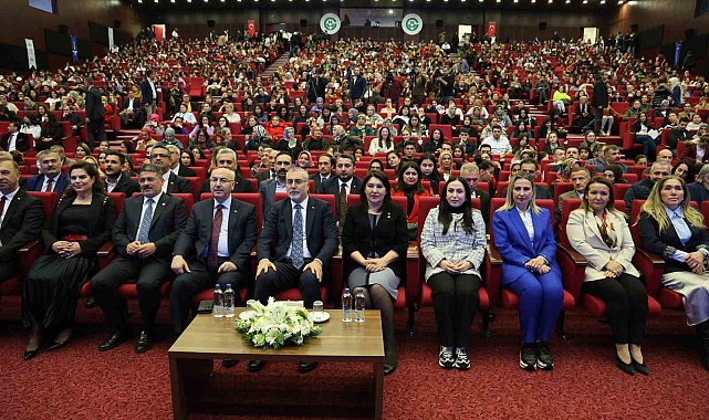 Bakan Işıkhan: "Her kesimi 'istismar edilebilir' olarak gören CHP zihniyeti hiç değişmiyor"