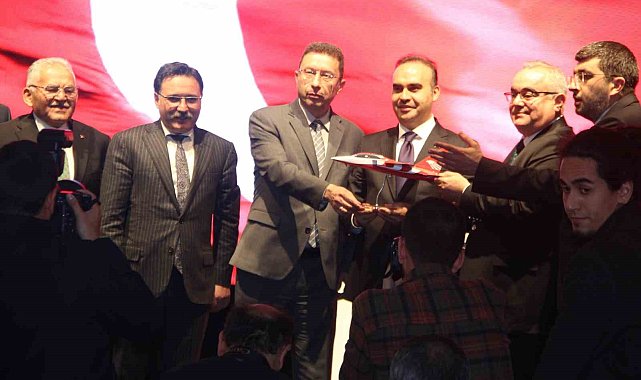 Bakan Kacır: "Hürjet Kayseri'de üretilecek"