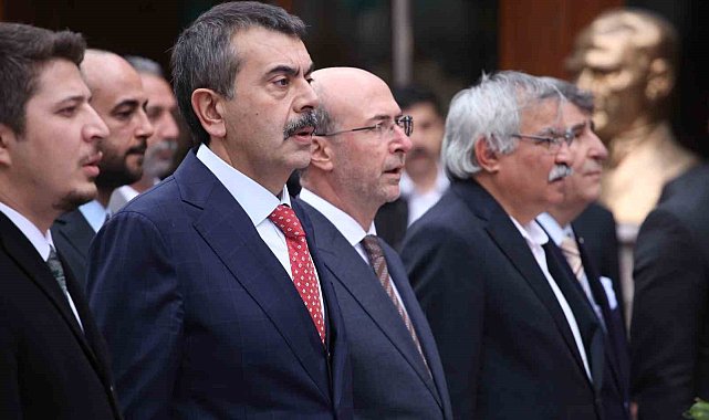 Bakan Tekin: "Konya'daki yerel yönetimler Milli Eğitim Bakanlığı ile paydaş, hatta bizimle yarışacak düzeyde yatırımlar yapıyorlar"