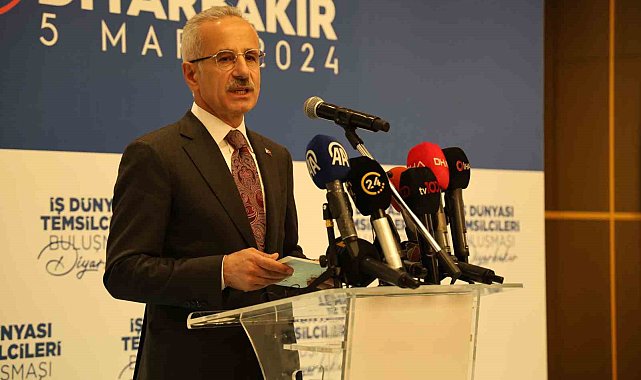 Bakan Uraloğlu: "Cumhurbaşkanımızın liderliğinde geçen son 22 yılda ülkemizin ulaşım ve iletişim altyapısına 275 milyar dolar yatırım gerçekleştirdik"