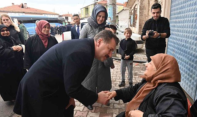 Balıkesir'e; 4 yeni sulama tesisi, 6 tarım ürünü işleme tesisi, Hayvancılık Eğitim Merkezi geliyor