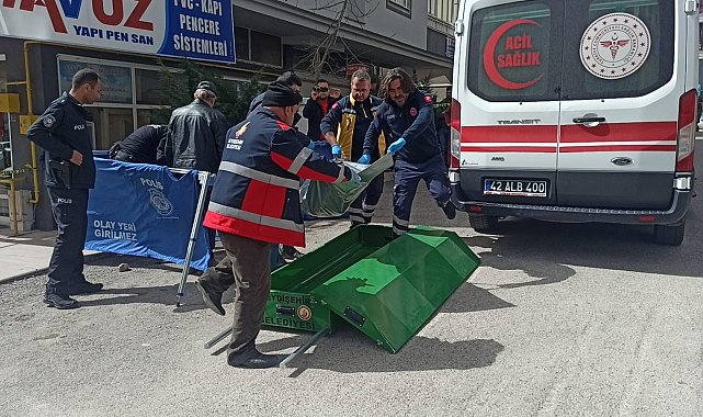 Balkondan düşen yaşlı kadın hayatını kaybetti