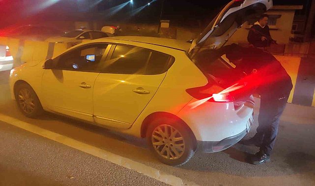 Bandırma'da geniş çaplı huzur operasyonu gerçekleştirildi