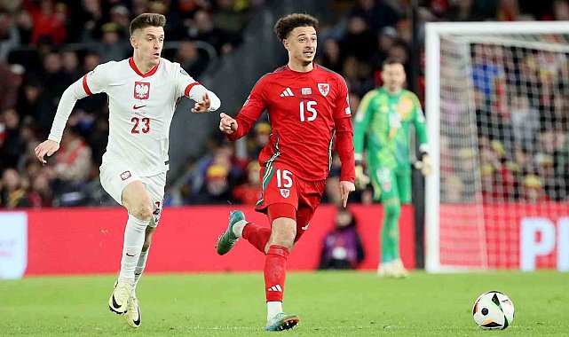 Başakşehir'den, Krzystof Piatek'e tebrik