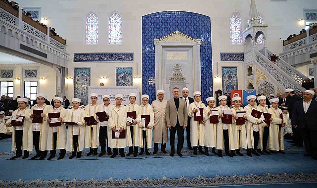 Başakşehirli 114 genç hafız icazetlerini aldı