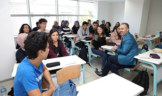 Başkan Aktaş: "Biz gençlerimize güveniyoruz"