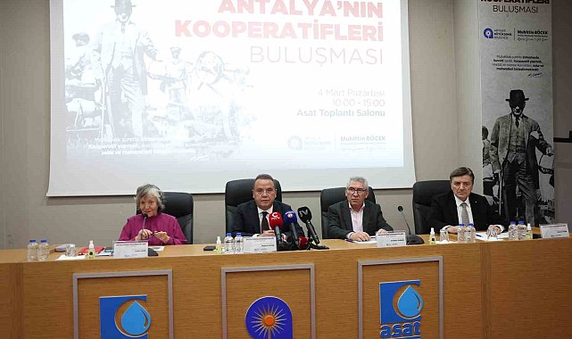 Başkan Böcek: "Yerelden kalkınmada model olduk"