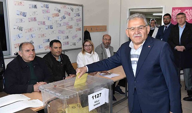 Başkan Büyükkılıç: "Vatandaşlık görevimizi yerine getirip, sandığa gidelim"