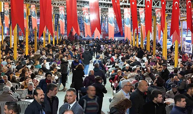 Başkan Çerçioğlu, iftarda Sökeli vatandaşlarla buluştu