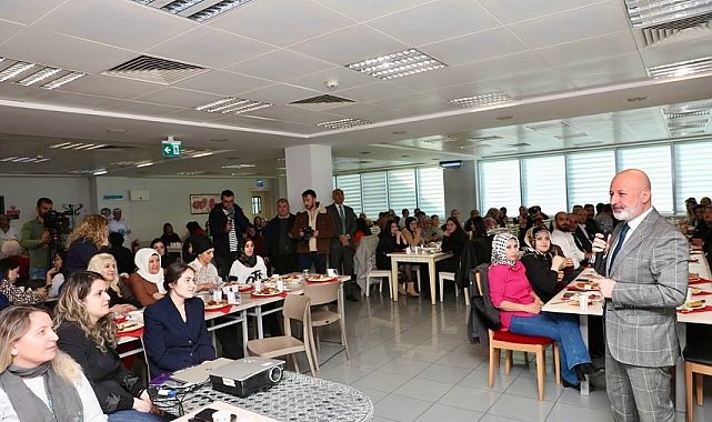 Başkan Çolakbayrakdar, "Kadınlar bir gün değil, her gün kıymetlidir"