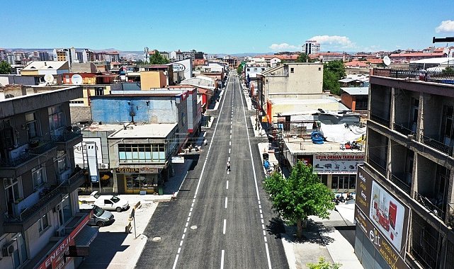 Başkan Çolakbayrakdar, "Kocasinan, asfaltta da tarihi bir dönüm noktasına imza atacak"