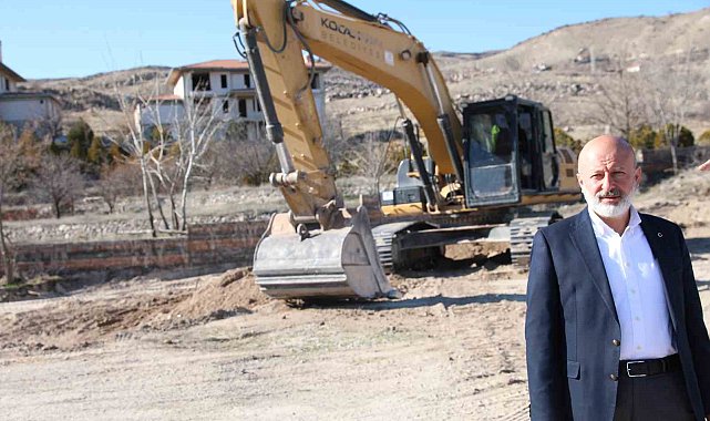 Başkan Çolakbayrakdar: "Kocasinan'ın her bir köşesine en kaliteli hizmeti ulaştırıyoruz"