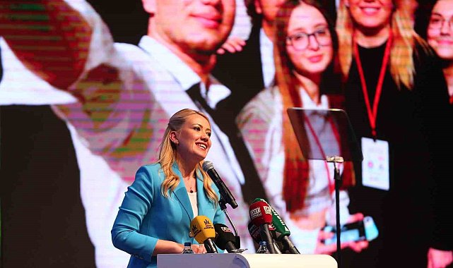 Başkan Doğan'dan 8 bin öğrenciye burs