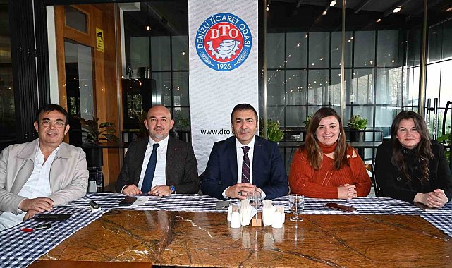 Başkan Erdoğan, DTO üyelerinin talep ve önerilerini dinliyor