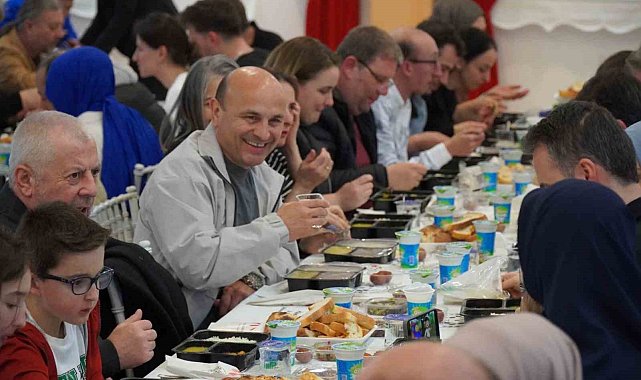 Başkan Oral personeliyle iftarda buluştu