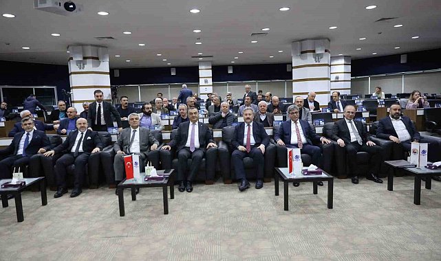 Başkan Palancıoğlu, Melikgazi'nin geleceği olan yeni vizyon projeleri KAYSO'da anlattı