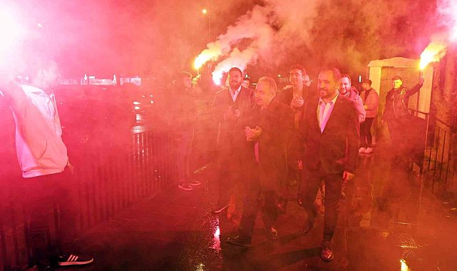 Başkan Yalçın 'Bizim Semtin Gençleri' ile buluştu