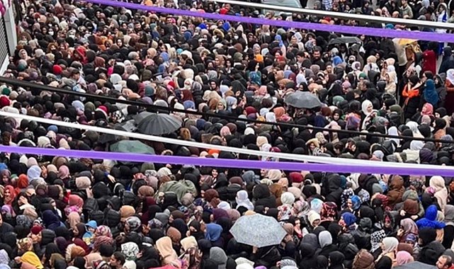 Batman'da çeyiz mağazasında indirim izdihamı