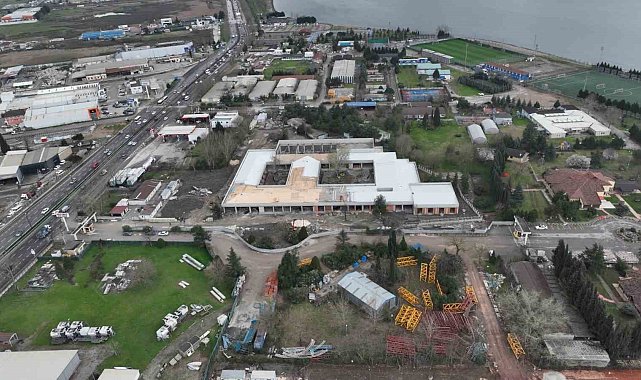 Beş yıldızlı otel konforunda merkez