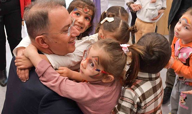 Beylikdüzü'nde 5 yeni kreş ve 2 anne - çocuk merkezi hizmete açıldı