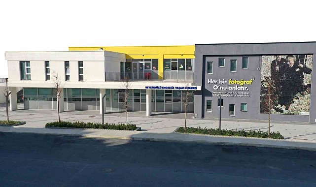 Beylikdüzü'nde Engelsiz Yaşam Merkezi açıldı
