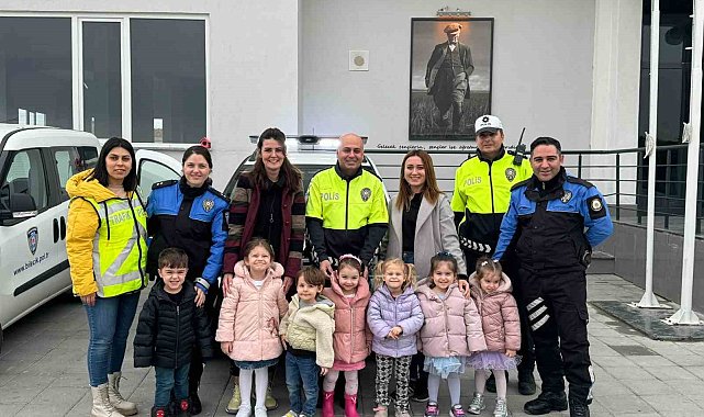Bilecik'te minik öğrencilere polislik mesleği tanıtıldı