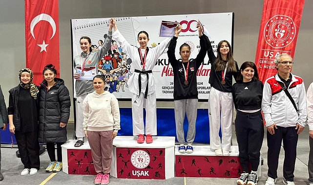 Bilecikli sporcular madalyalarla döndü