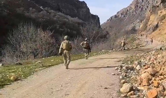 Bitlis'te mühimmat ve yaşam malzemesi ele geçirildi