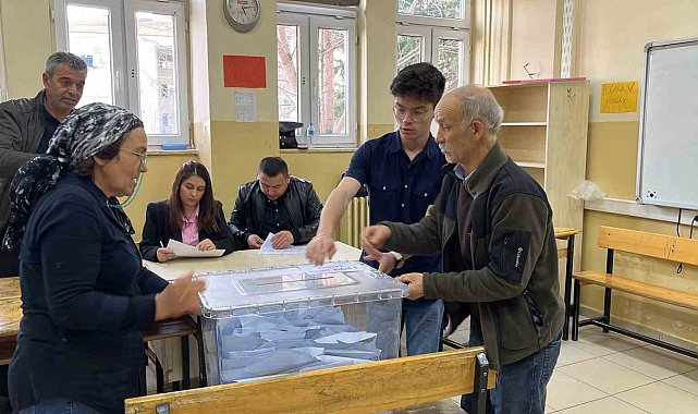 Bolu'da oy sayımı başladı
