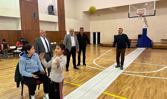 Bolvadin'de öğrenciler yetenek taramasından geçti