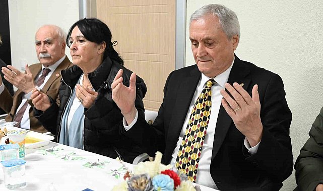 Bozüyük Hacı Bektaş-ı Veli Cemevi'nde iftar programı