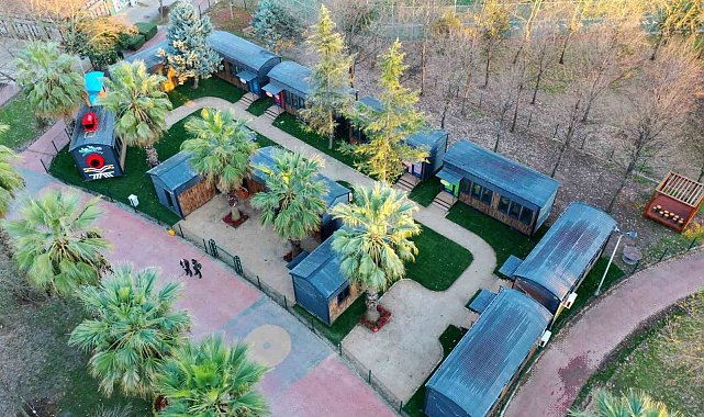 Bu köy sadece çocukların