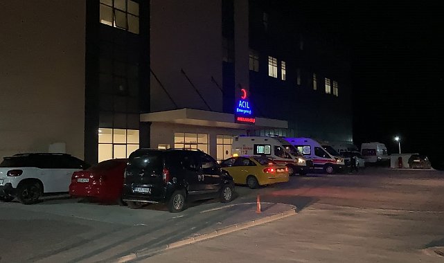 Burdur&#039;da su doldurma kavgasında 1 kişi bıçaklandı