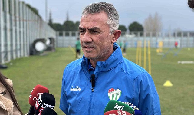 Bursaspor Teknik Direktörü Ümit Şengül: "Hedefimiz 39-40 puan"