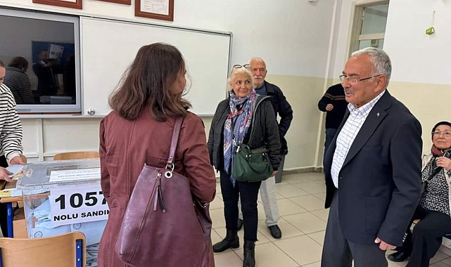 Büyükşehir Belediye Başkanı Güler, oyunu kullandı